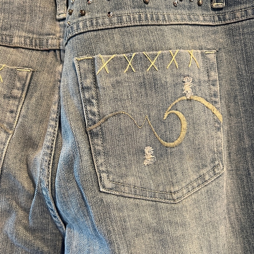 Beautiful embroidered jeans - never worn (no tags) - Picture 5 of 9